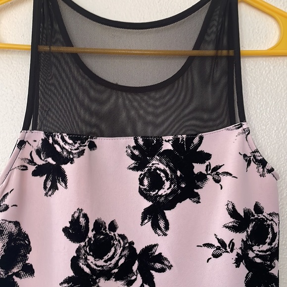 DRESS - Picture 7 of 9